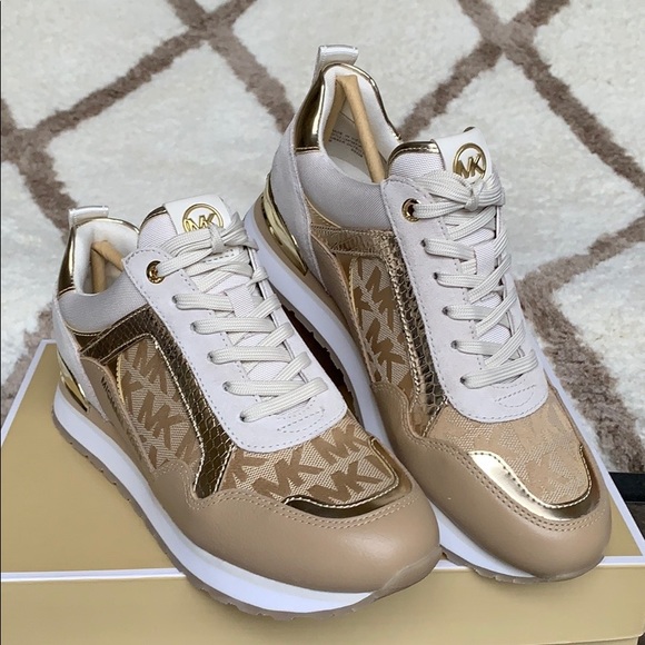 MICHAEL KORS WILMA TRAINER MK LOGO JACQUARD MD - Picture 4 of 16